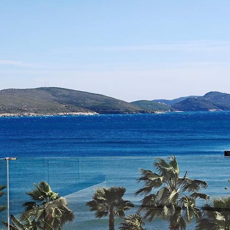 Villa Margarit Boutique Hotel Sarande Exterior photo