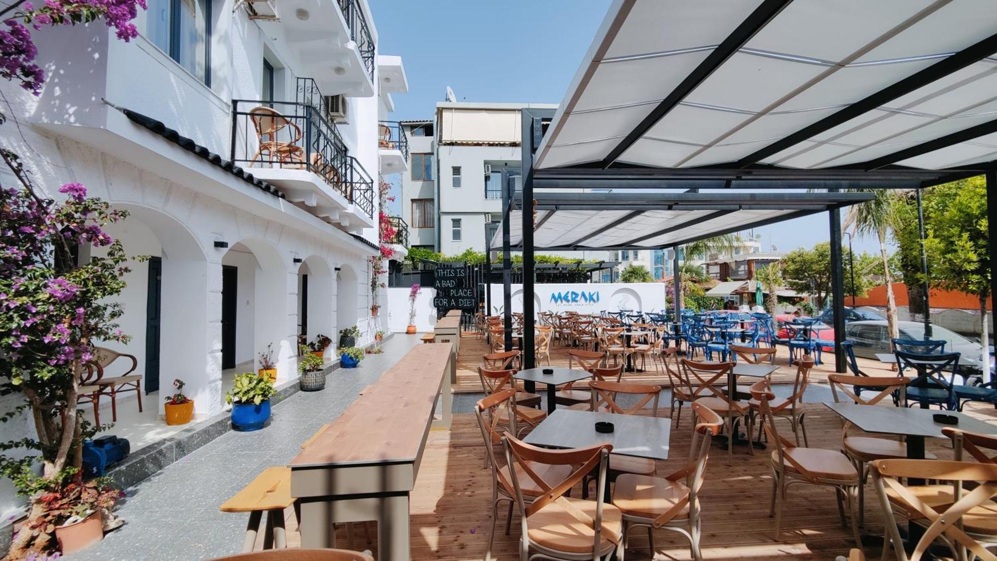Villa Margarit Boutique Hotel Sarande Exterior photo