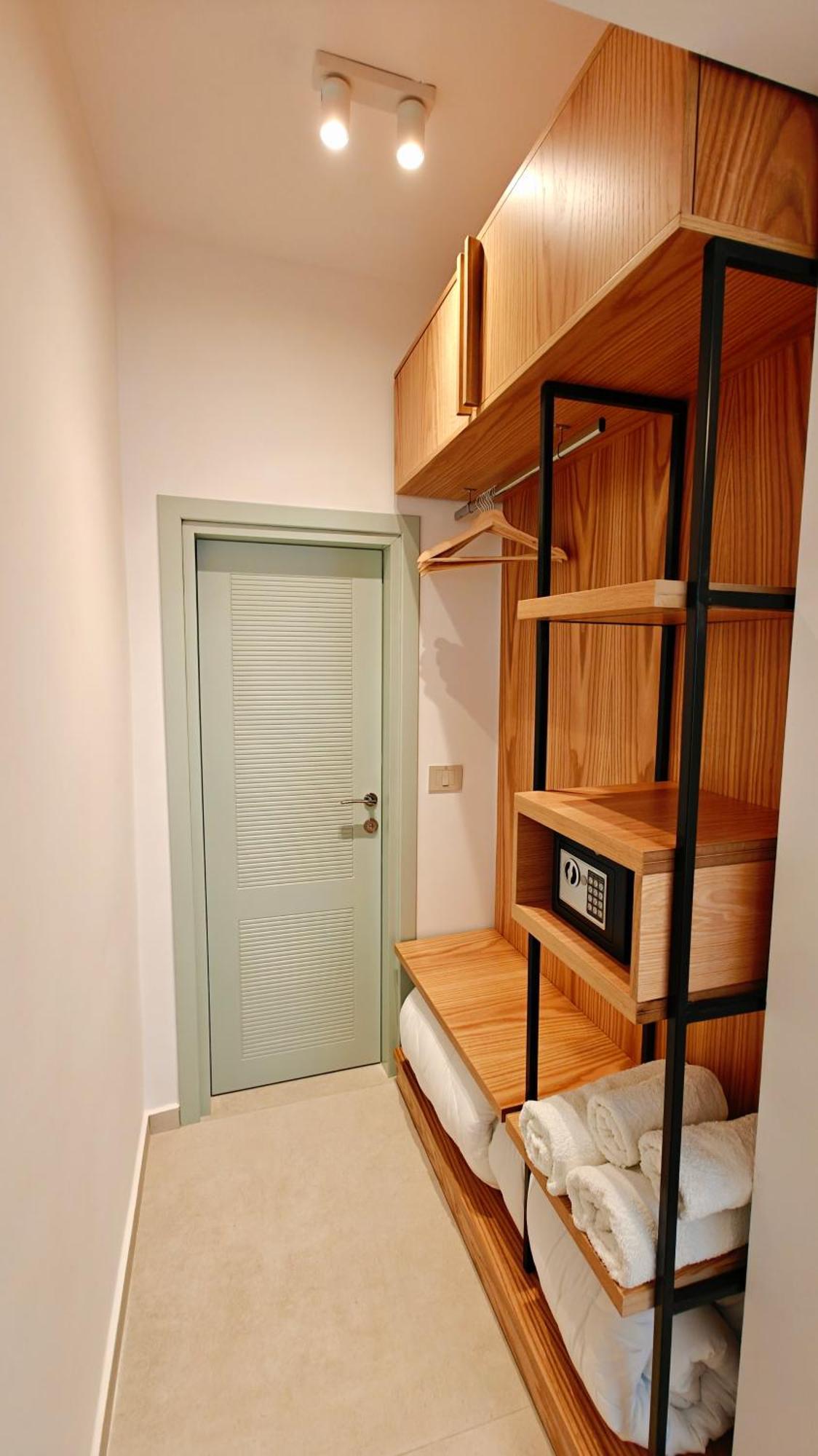 Villa Margarit Boutique Hotel Sarande Exterior photo