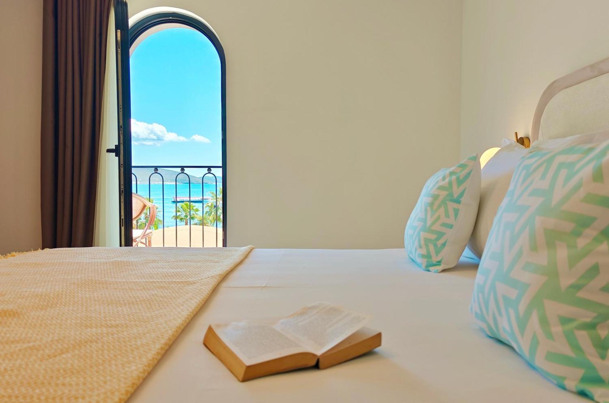 Villa Margarit Boutique Hotel Sarande Exterior photo